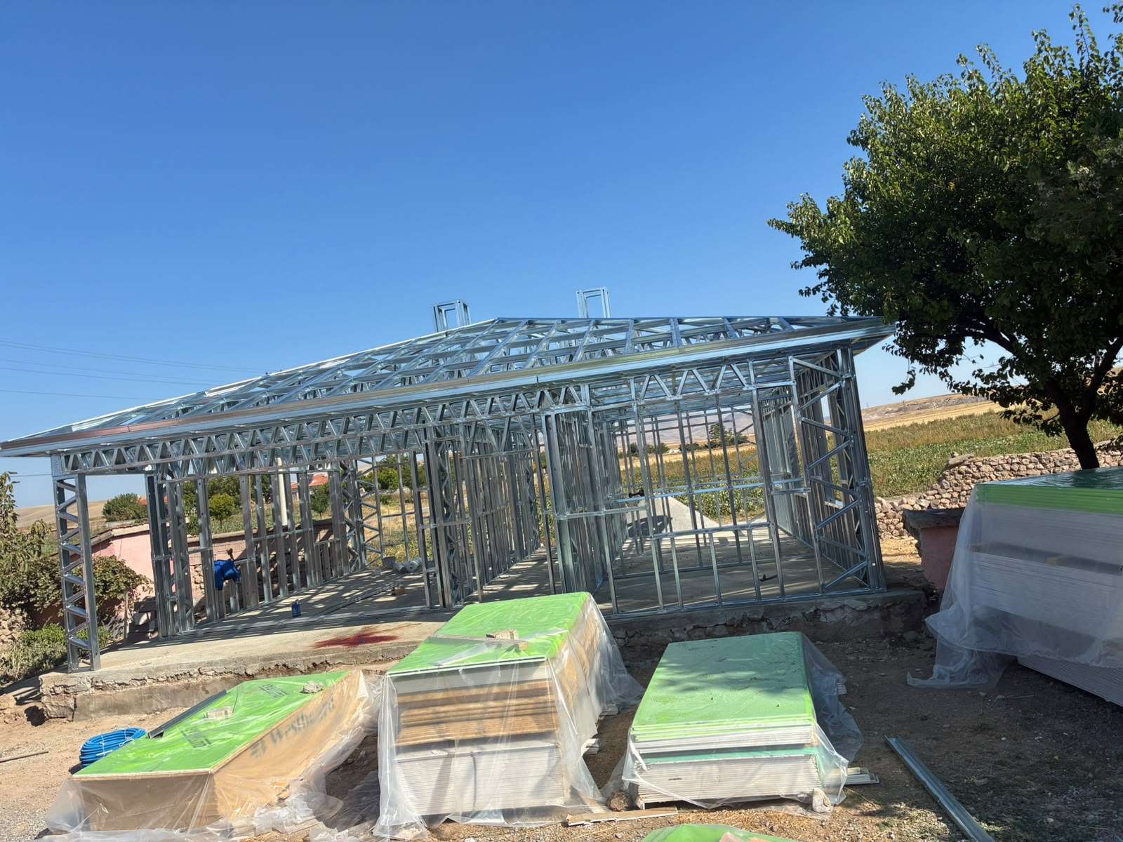 Çelik Konstrüksiyon — Han Prefabrik uygulaması
